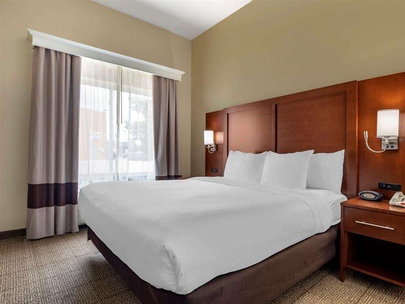 Comfort Suites West Dallas-Cockrell Hill Extérieur photo