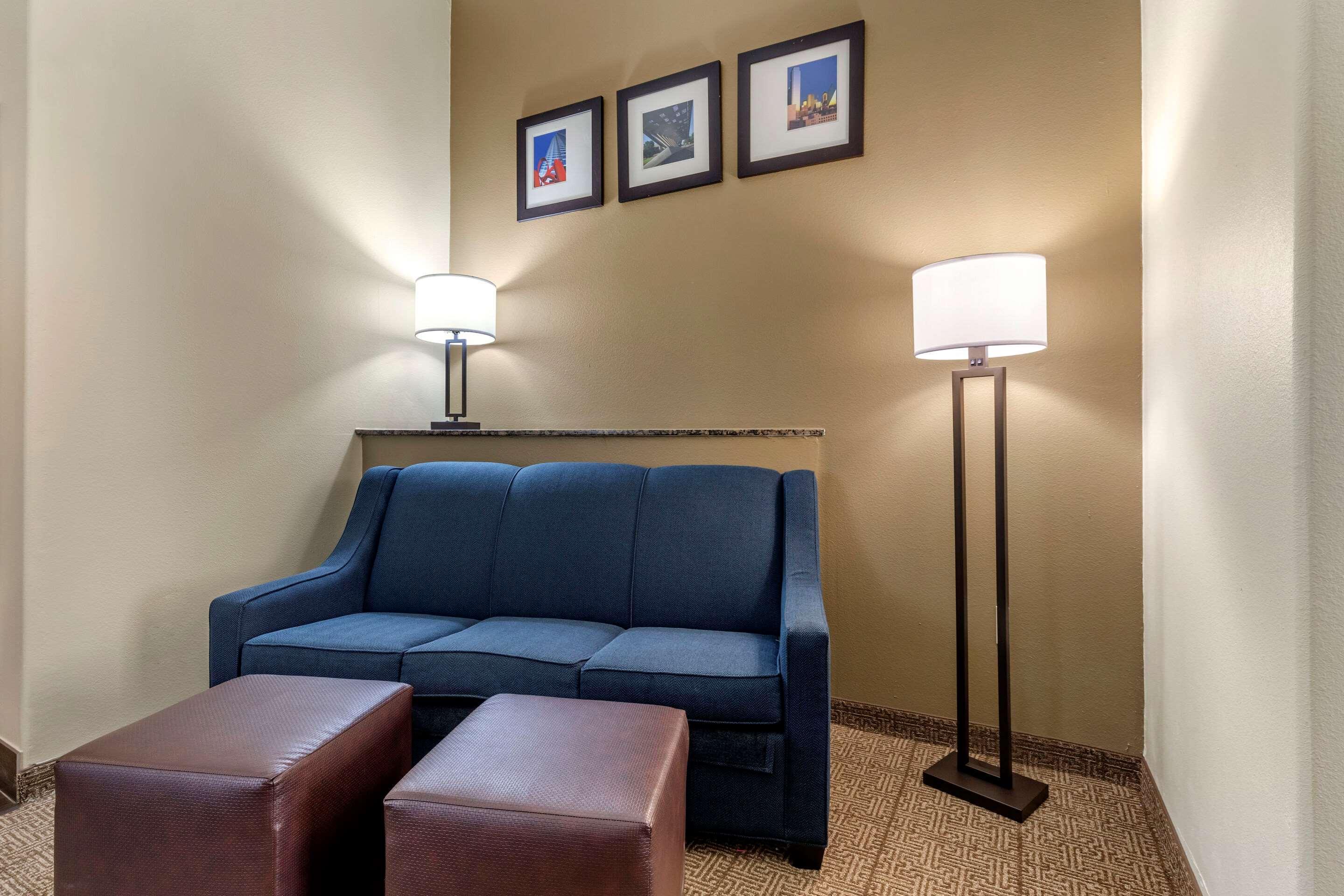 Comfort Suites West Dallas-Cockrell Hill Extérieur photo