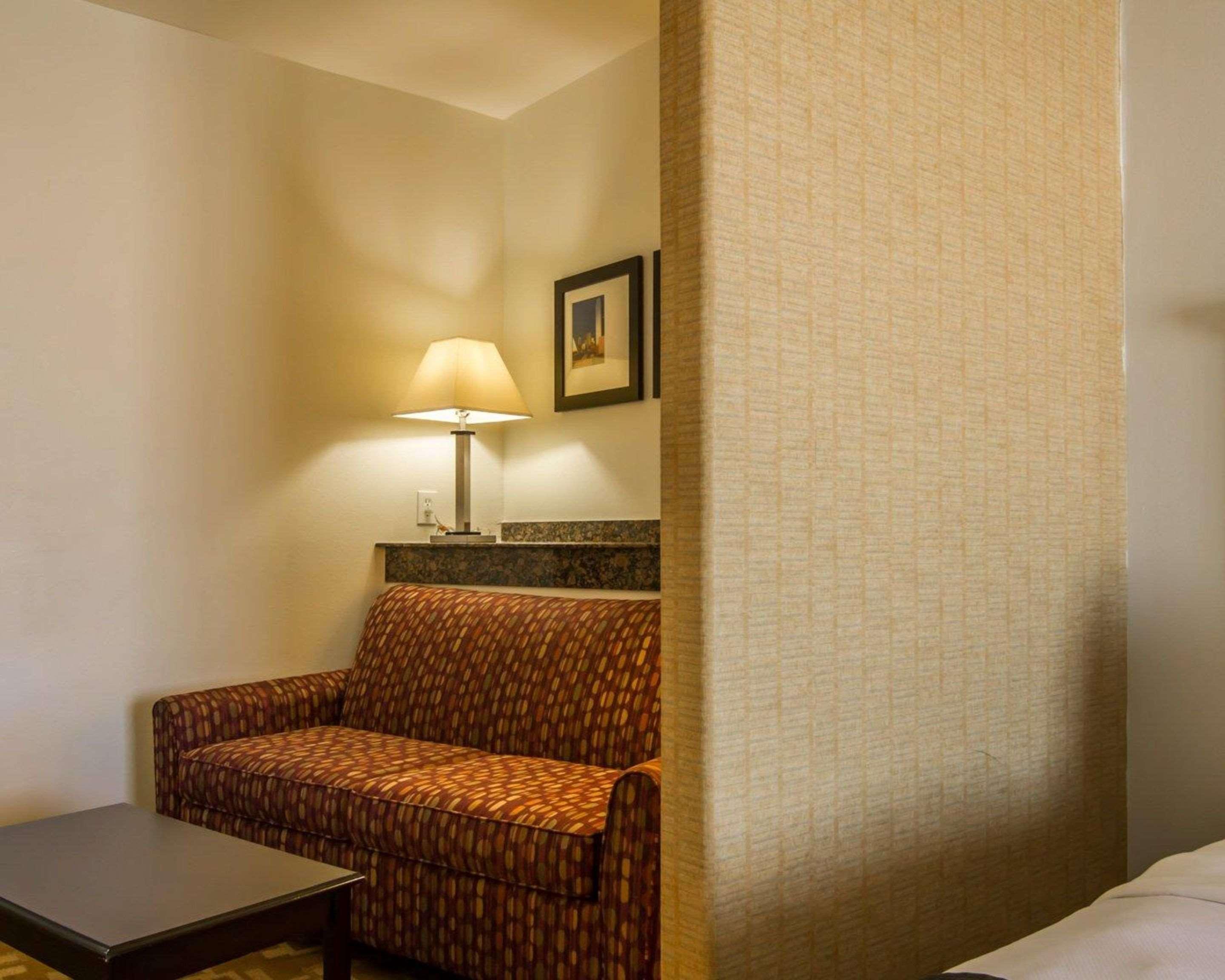 Comfort Suites West Dallas-Cockrell Hill Extérieur photo