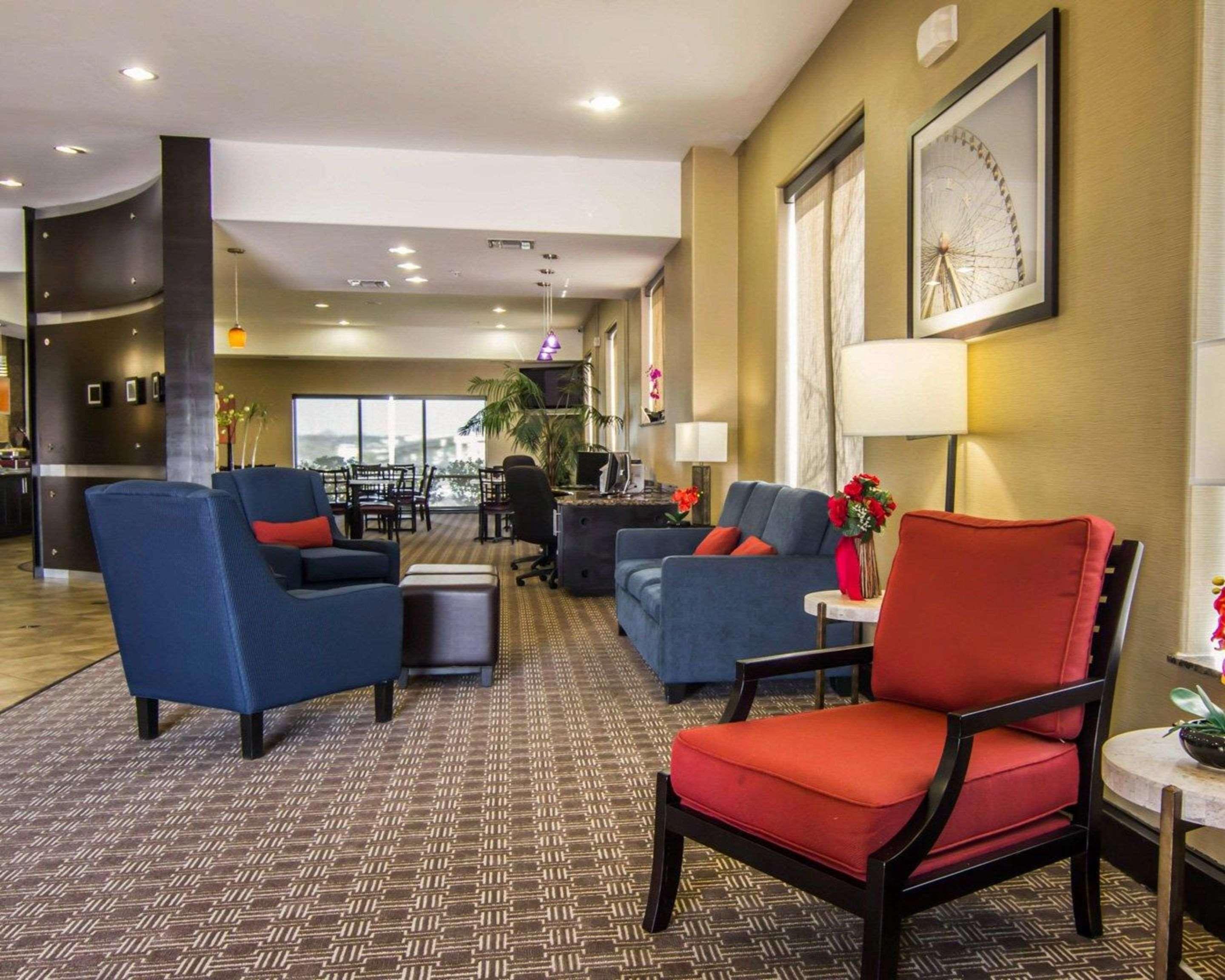 Comfort Suites West Dallas-Cockrell Hill Extérieur photo